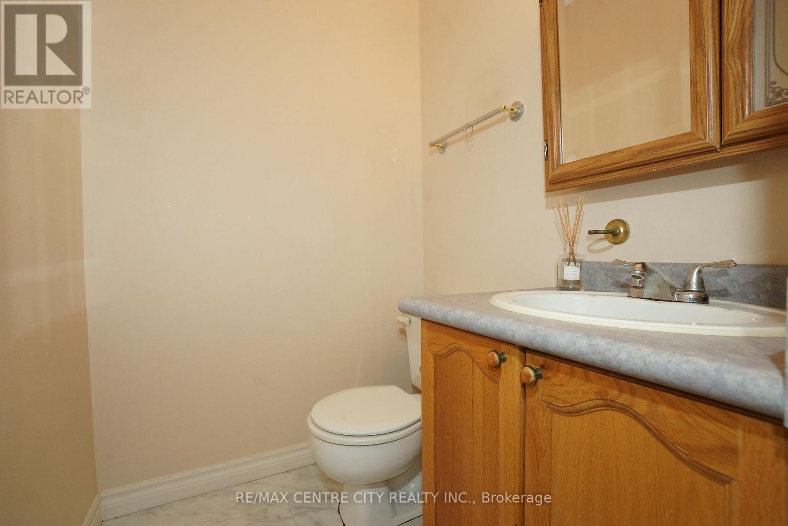 8 - 50 Chapman Court Property Photo 12