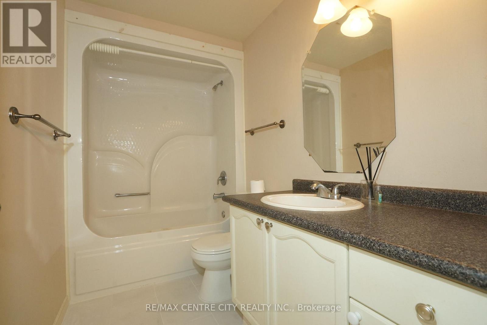 8 - 50 Chapman Court Property Photo 14