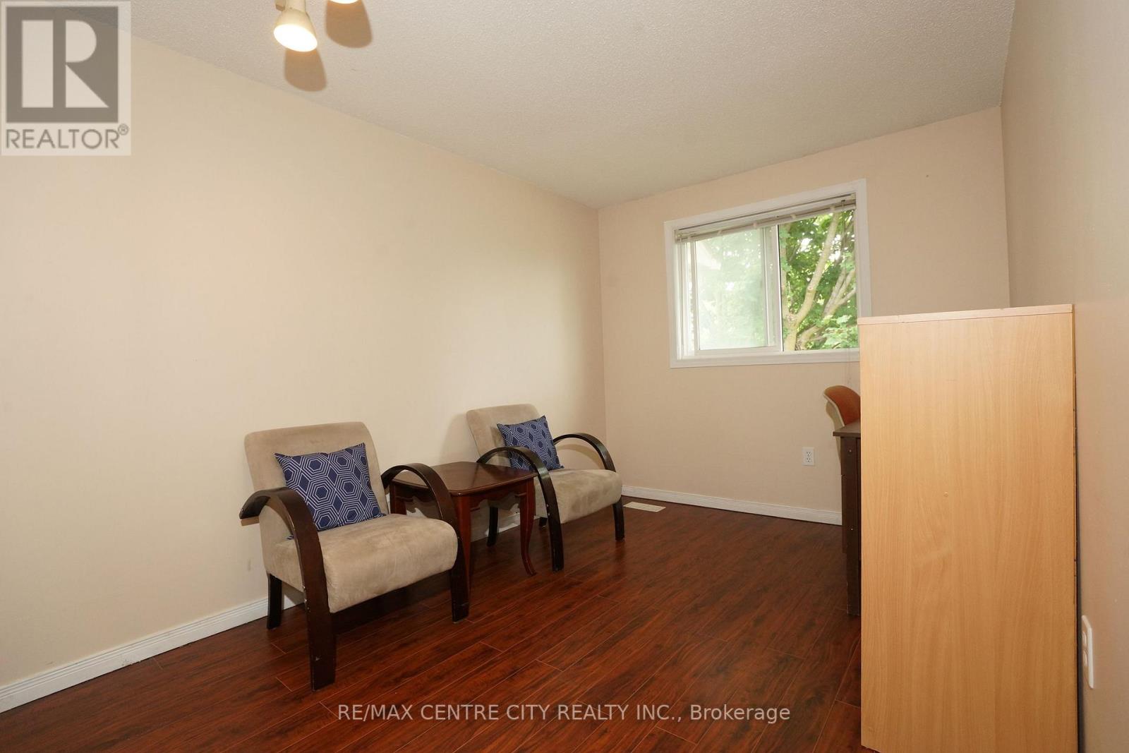 8 - 50 Chapman Court Property Photo 15