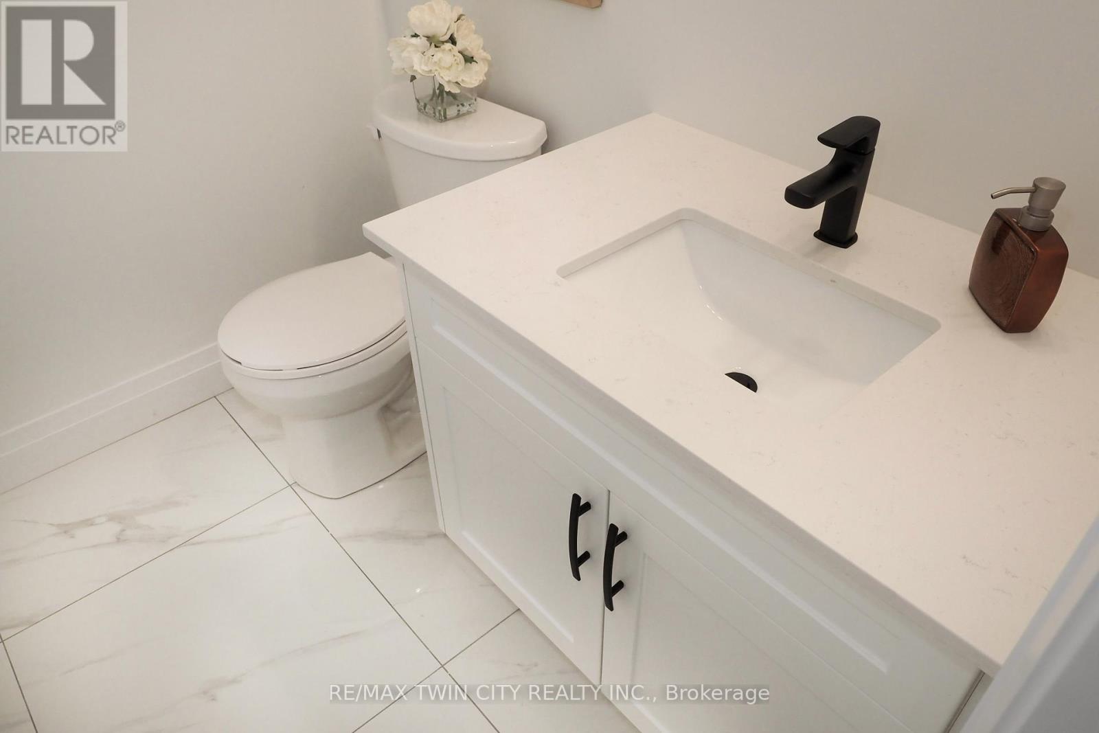 217 Jeffrey Place Property Photo 27