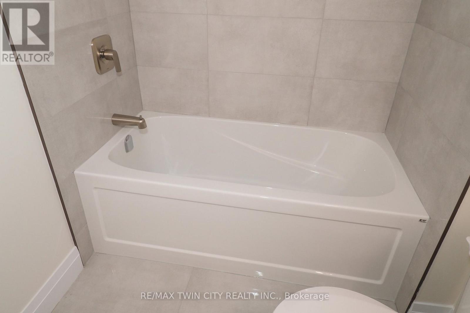 220 Jeffrey Place Property Photo 36