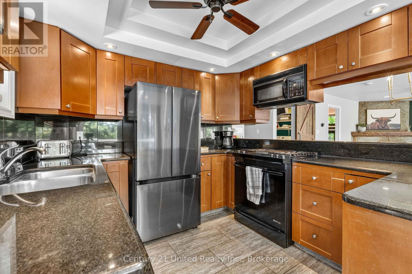 79 Oakridge Road Property Photo 10