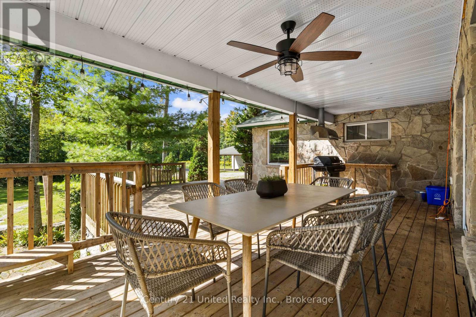 79 Oakridge Road Property Photo 14
