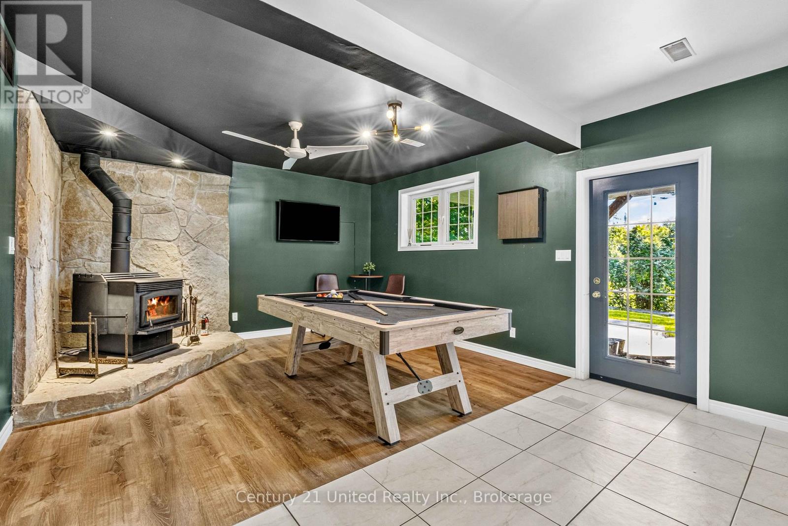 79 Oakridge Road Property Photo 22