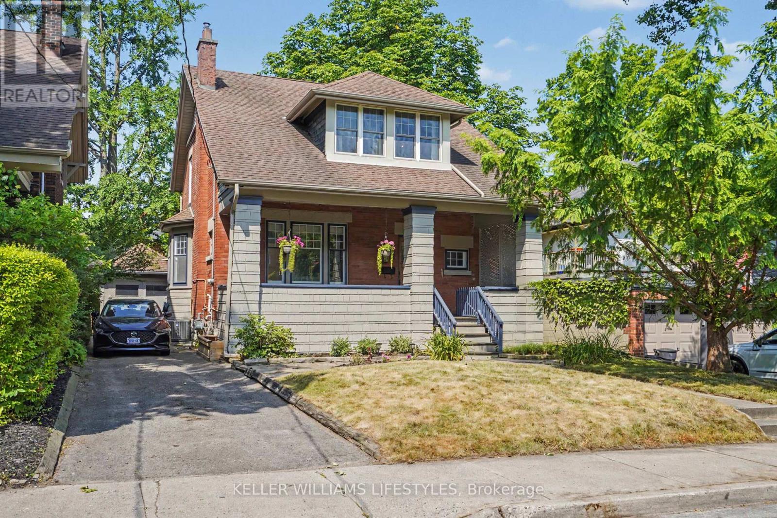 31 Gerrard Street Property Photo 1