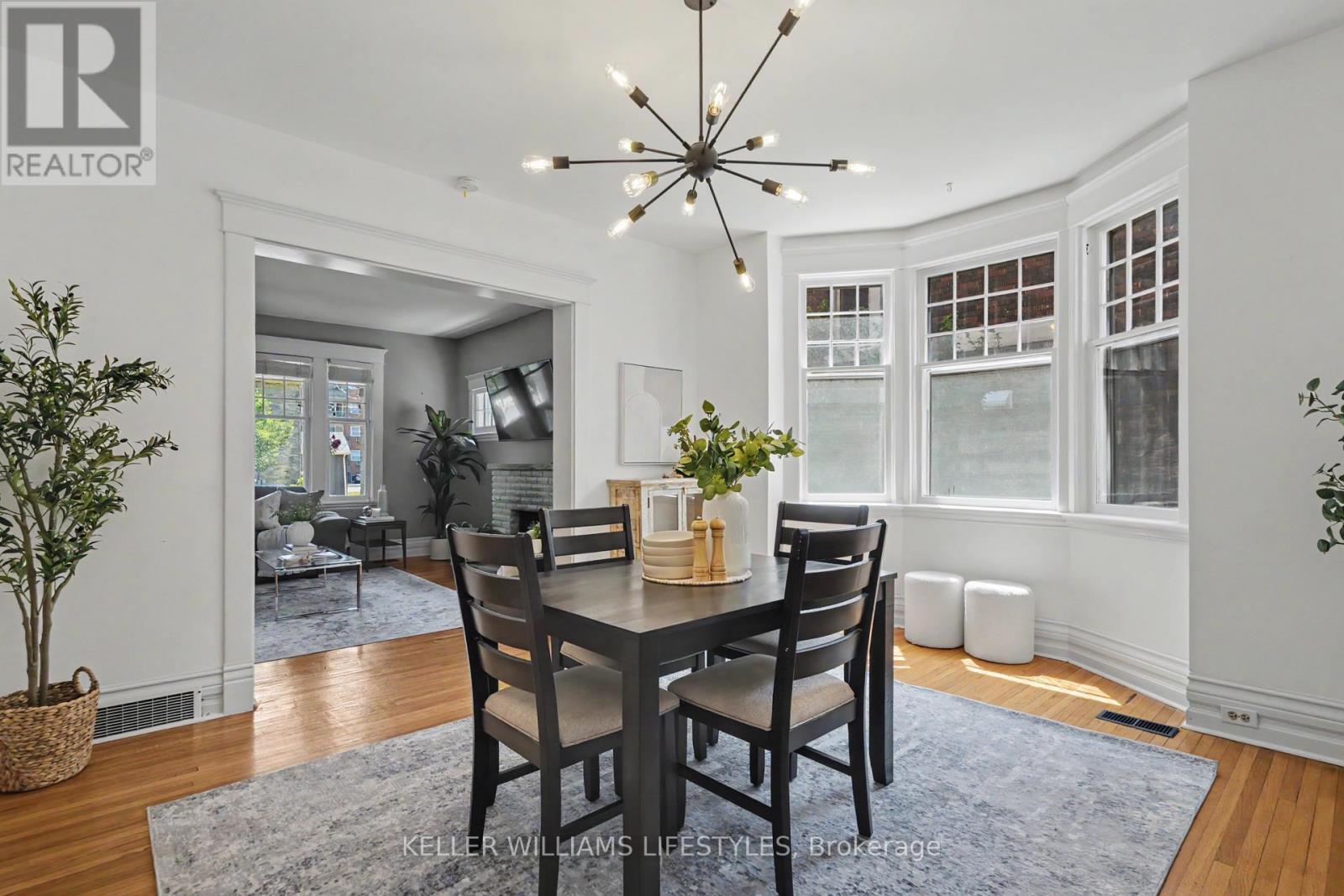 31 Gerrard Street Property Photo 10