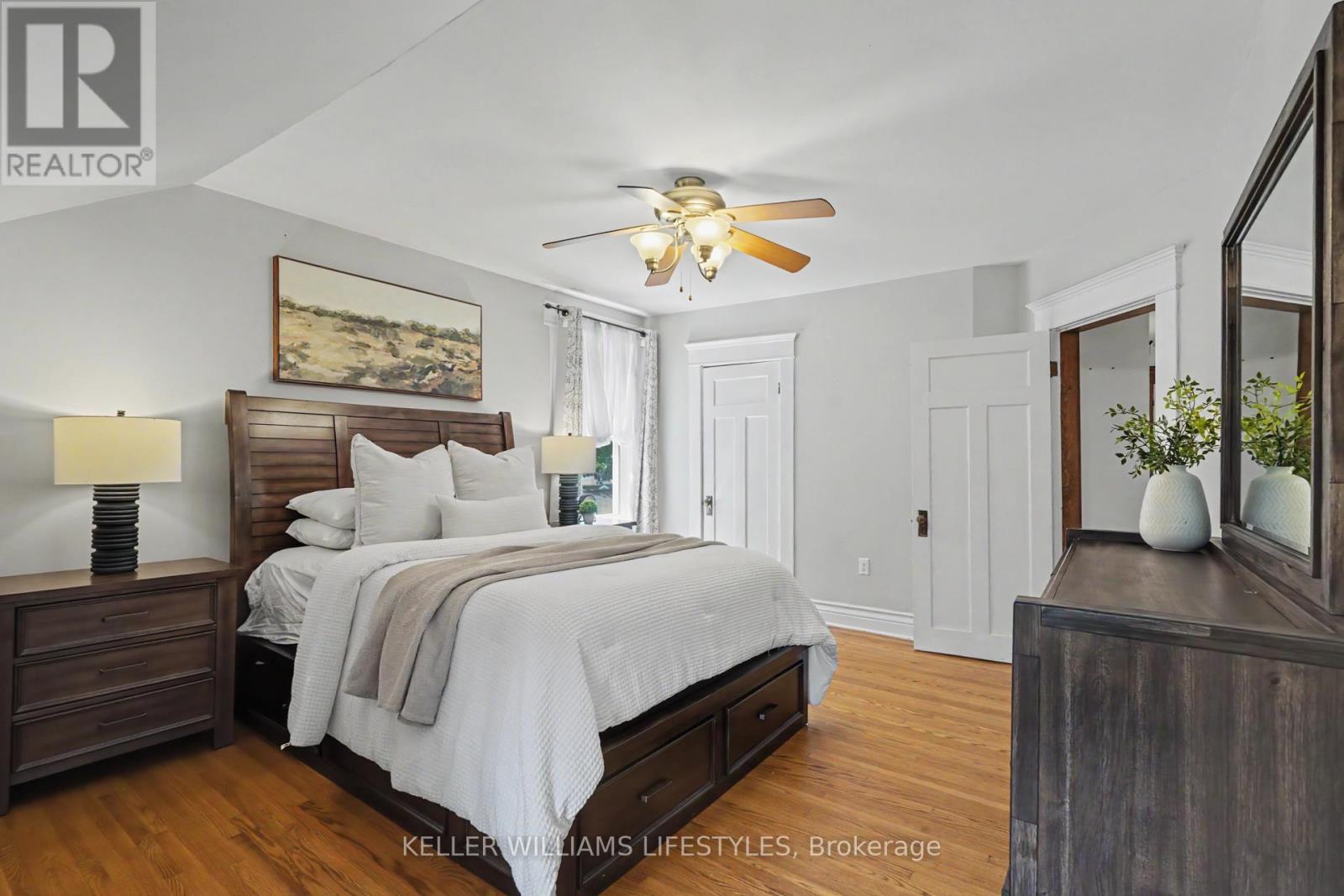 31 Gerrard Street Property Photo 18