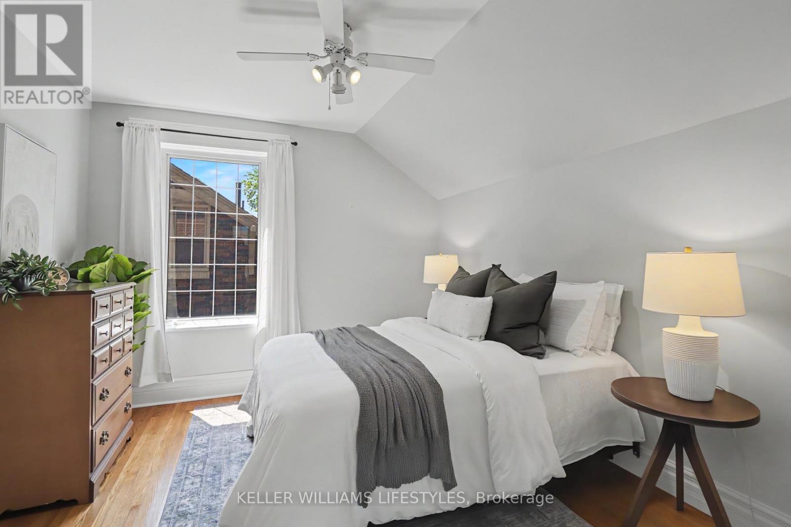 31 Gerrard Street Property Photo 21