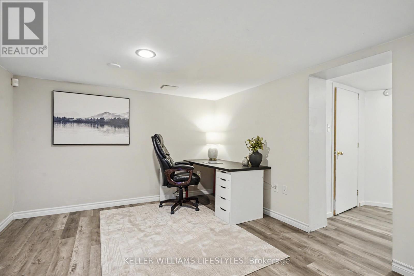 31 Gerrard Street Property Photo 31