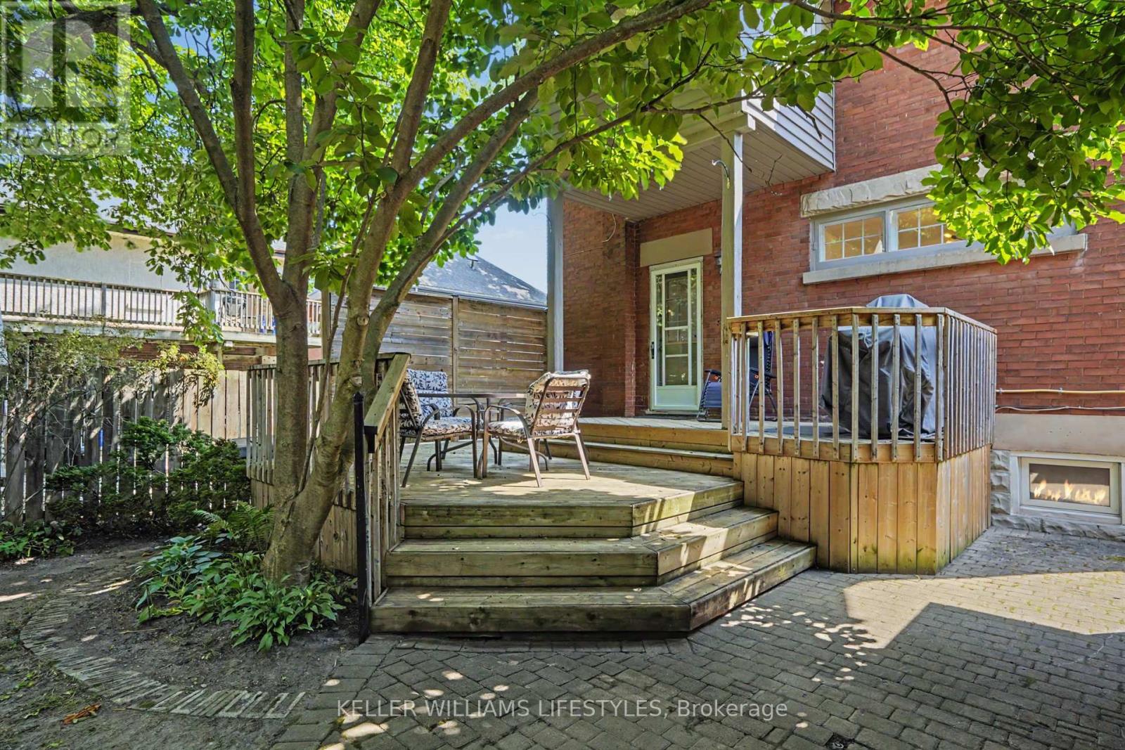 31 Gerrard Street Property Photo 43