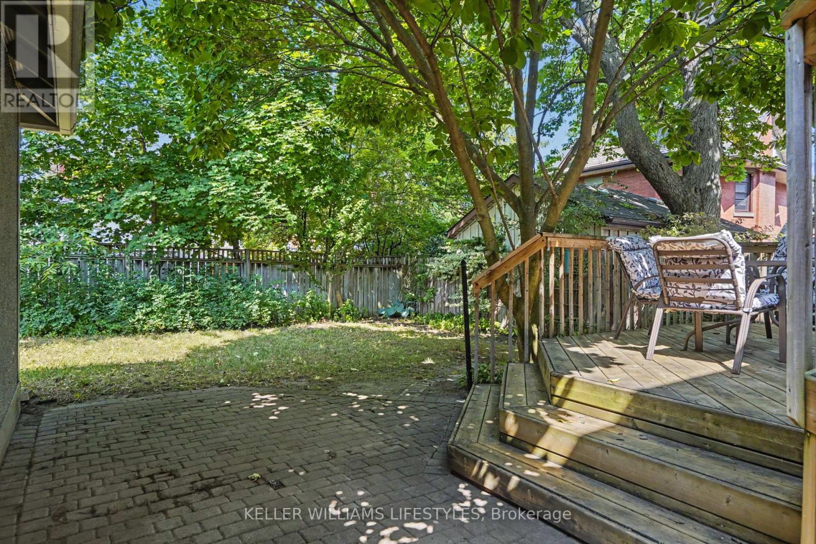 31 Gerrard Street Property Photo 45