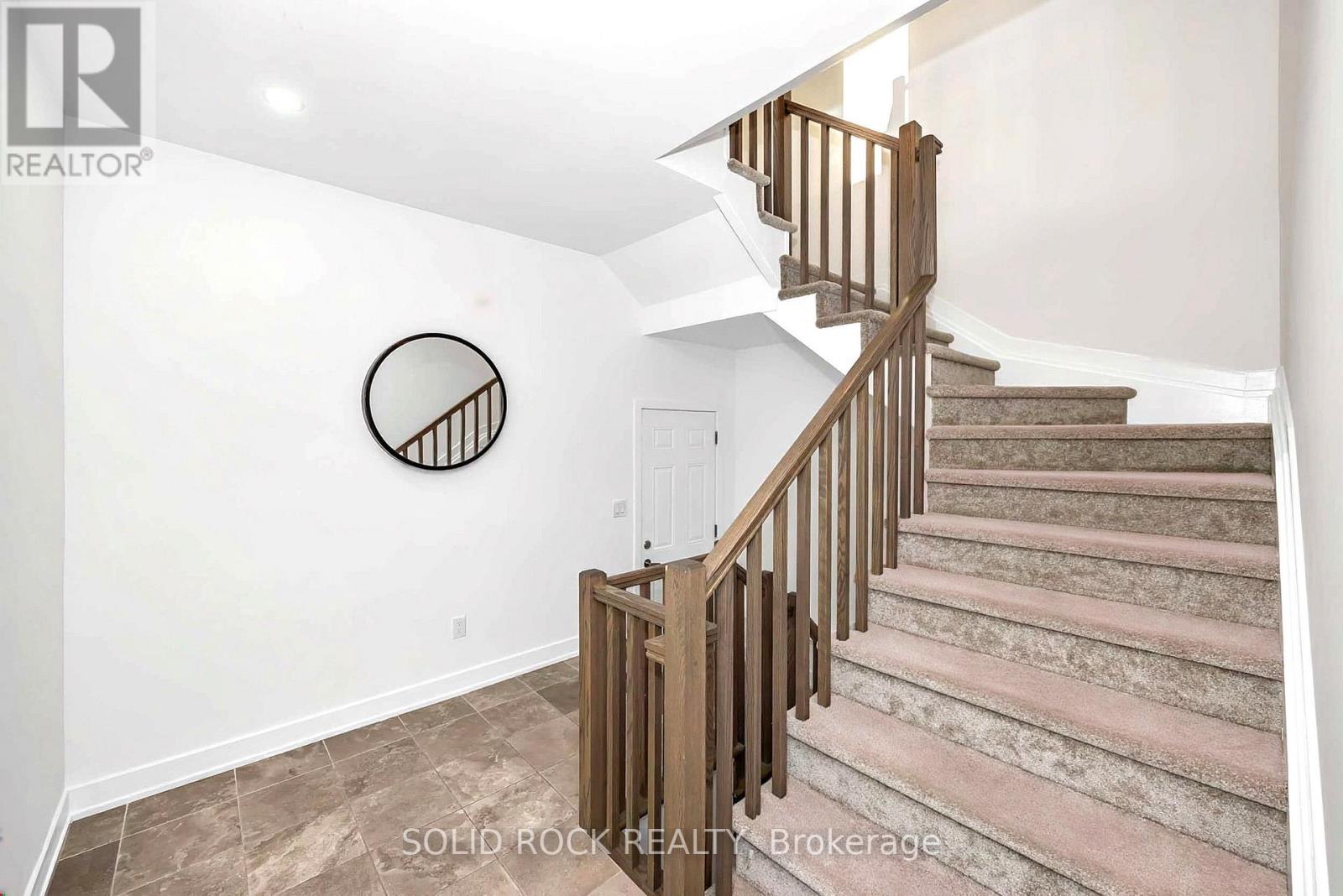 859 Solarium Avenue E Property Photo 17