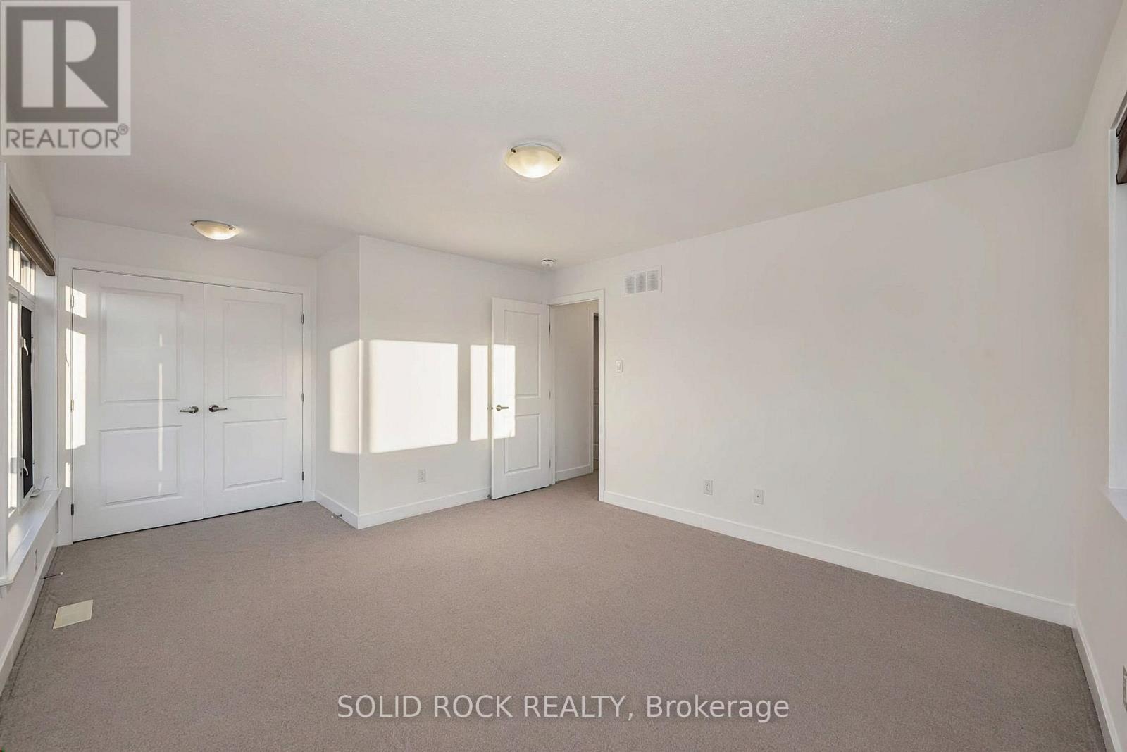 859 Solarium Avenue E Property Photo 29