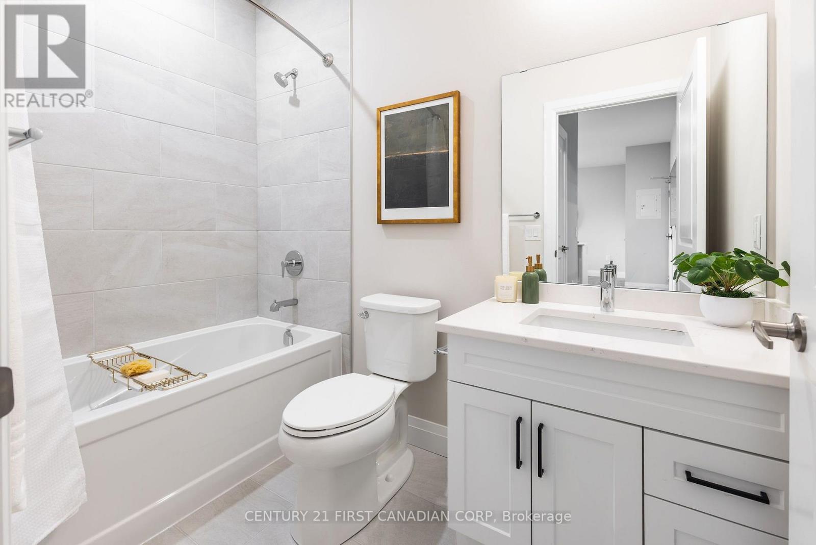 419 - 230 North Centre Road Property Photo 9