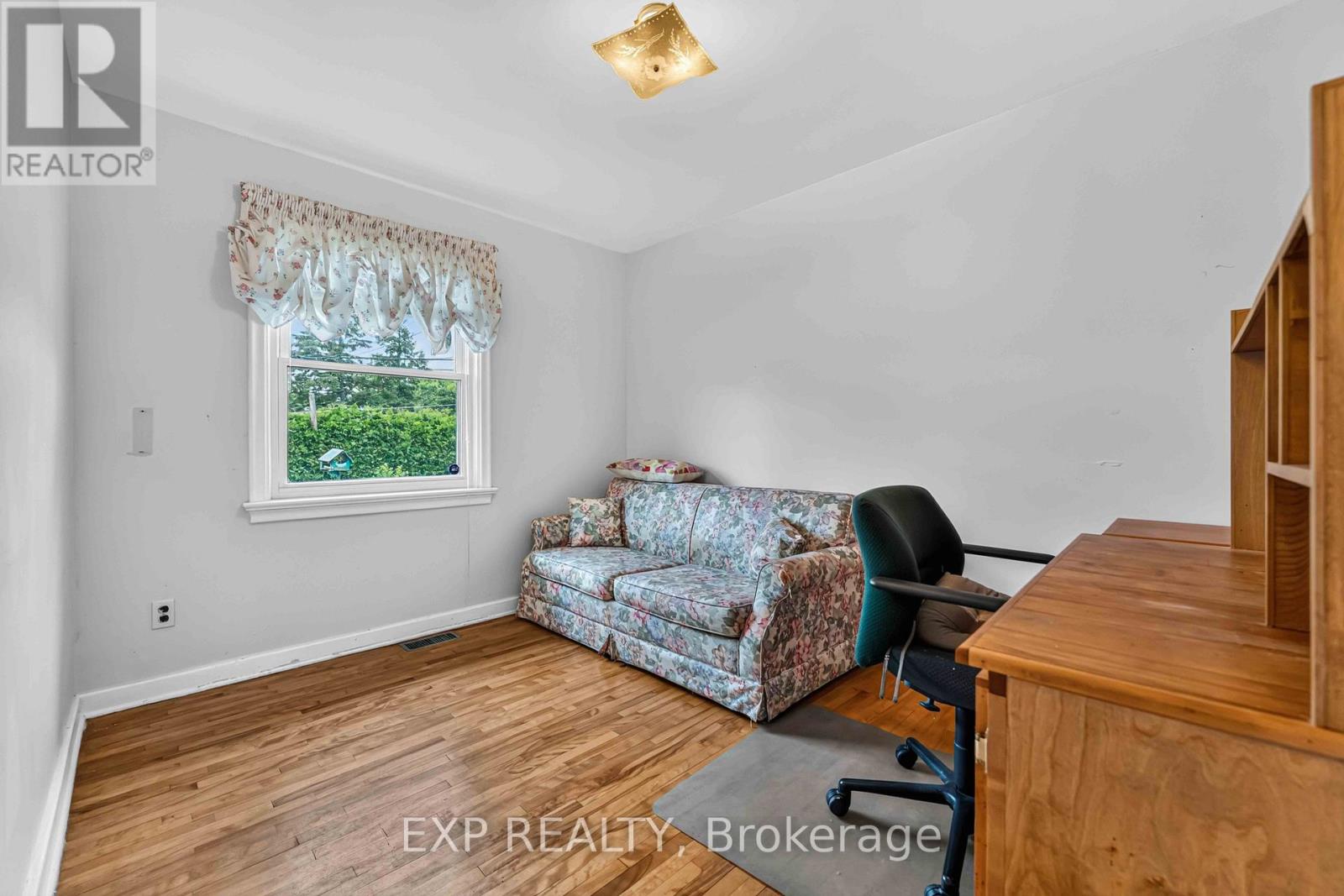 1613 Queensdale Avenue Property Photo 17