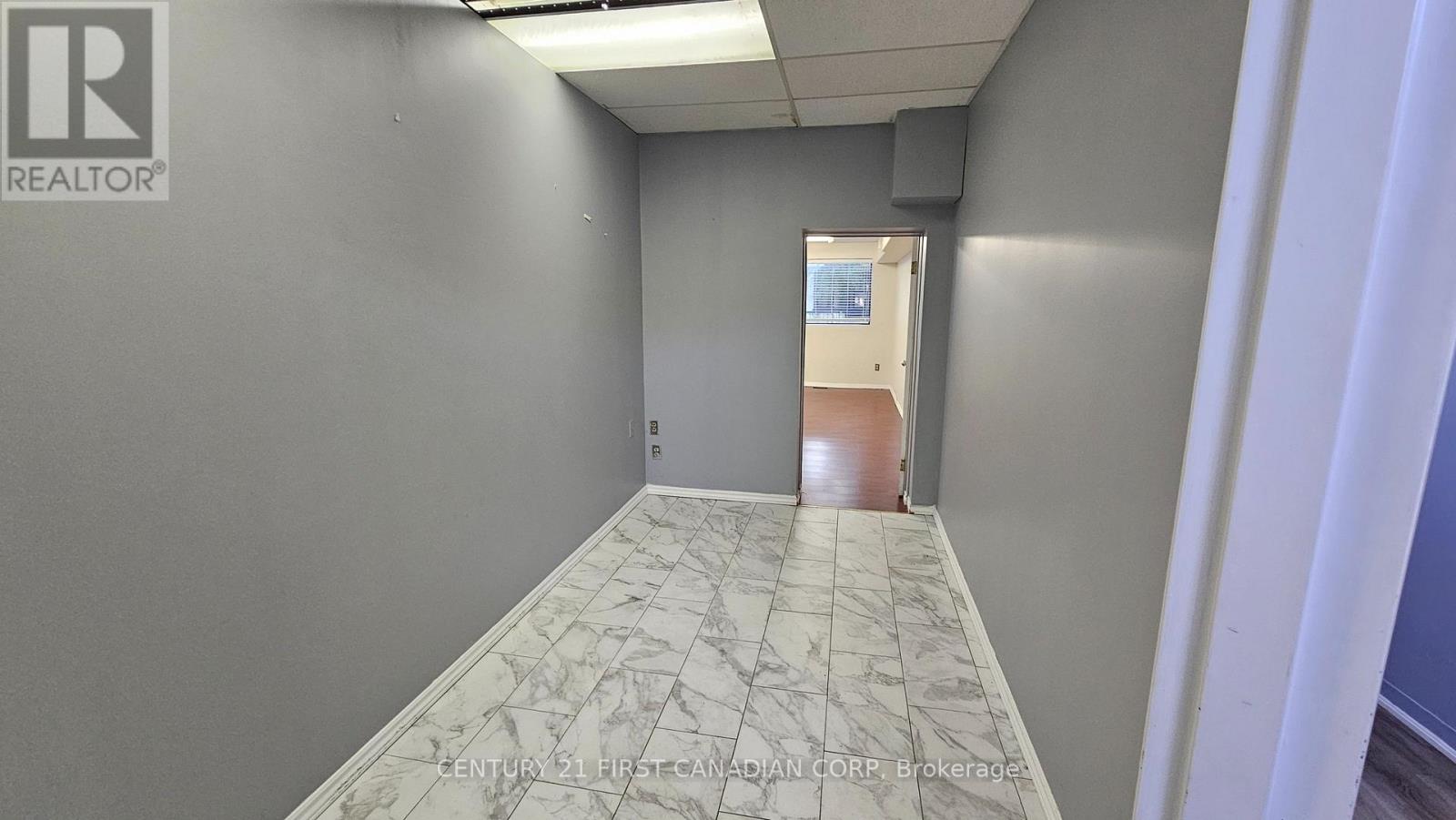 89 Wharncliffe Road N Property Photo 6