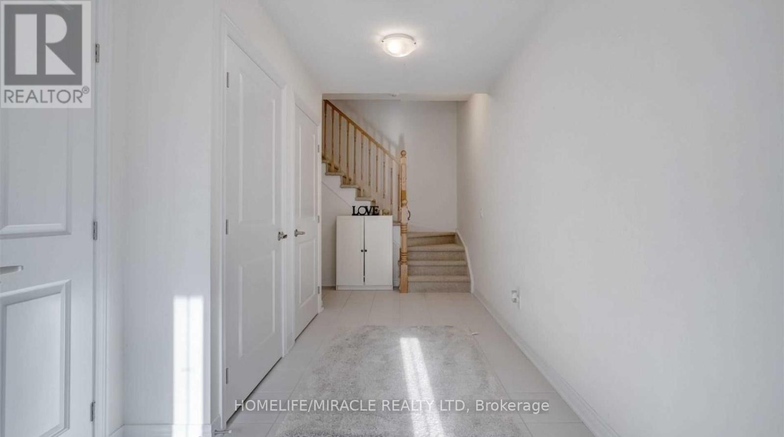 132 - 77 Diana Avenue Property Photo 6