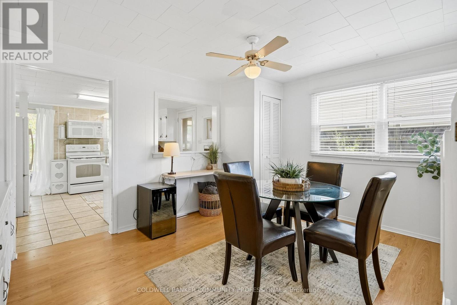 42 Sanderson Street Property Photo 13