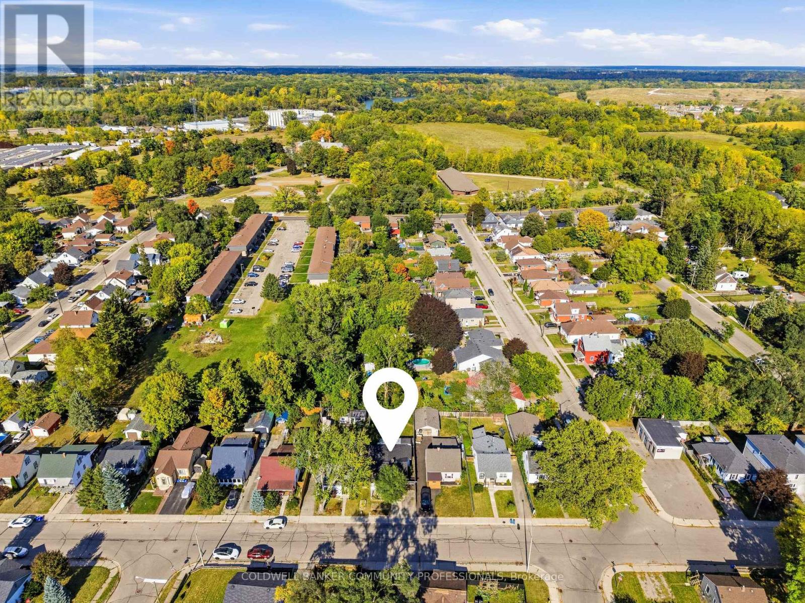 42 Sanderson Street Property Photo 45