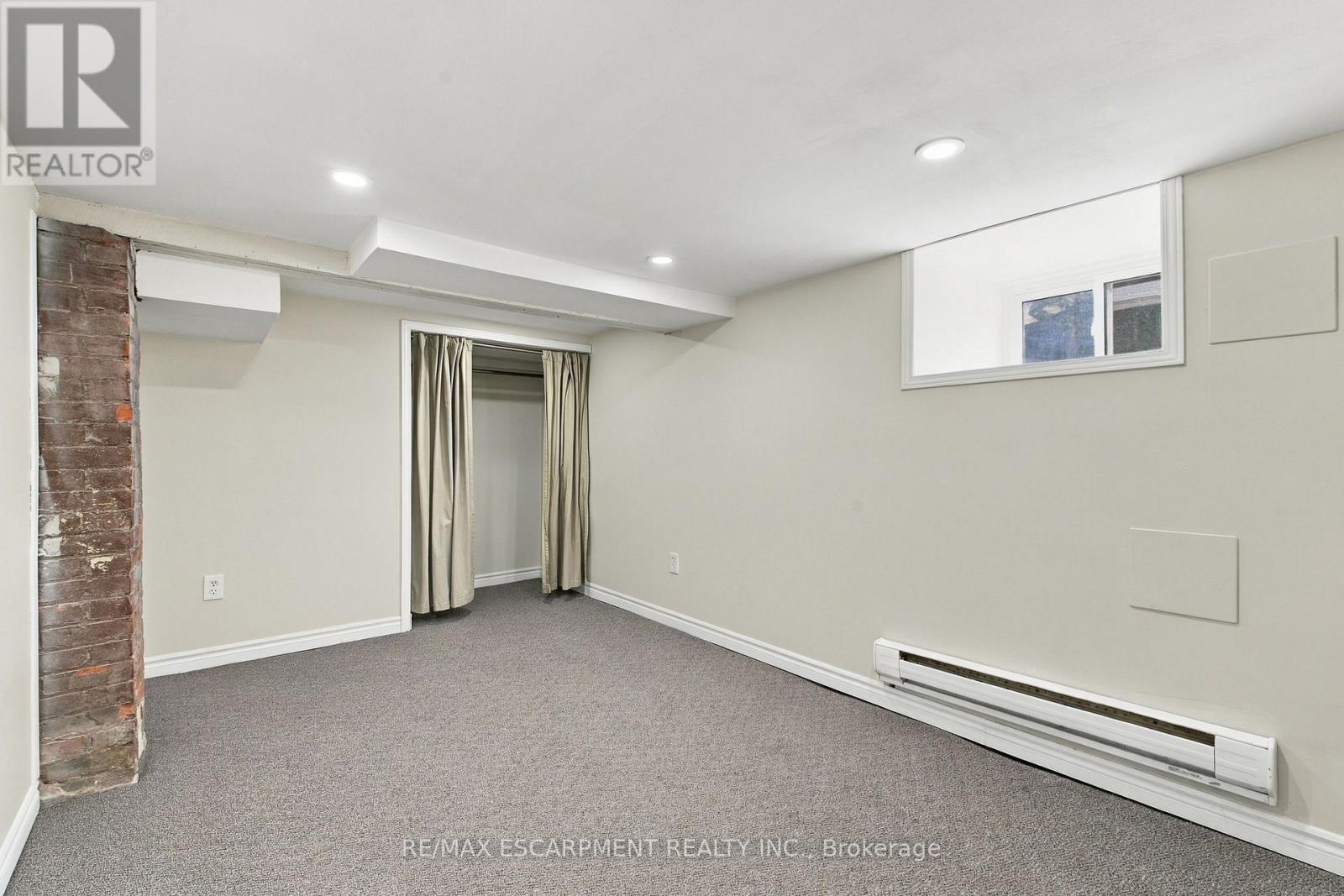 100 Balsam Avenue S Property Photo 12