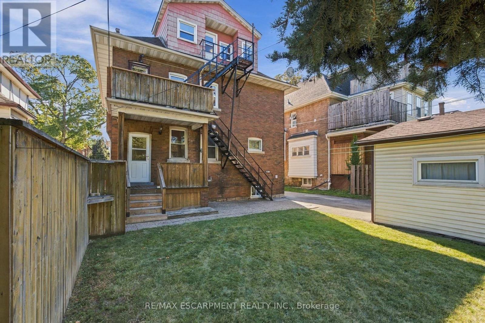 100 Balsam Avenue S Property Photo 46