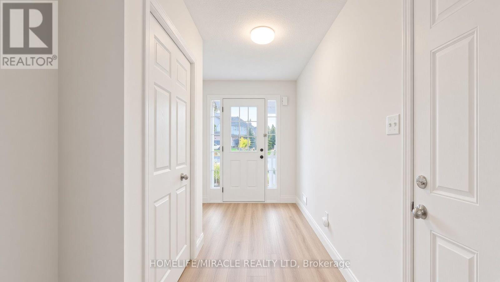 250 Parkvale Drive Property Photo 3