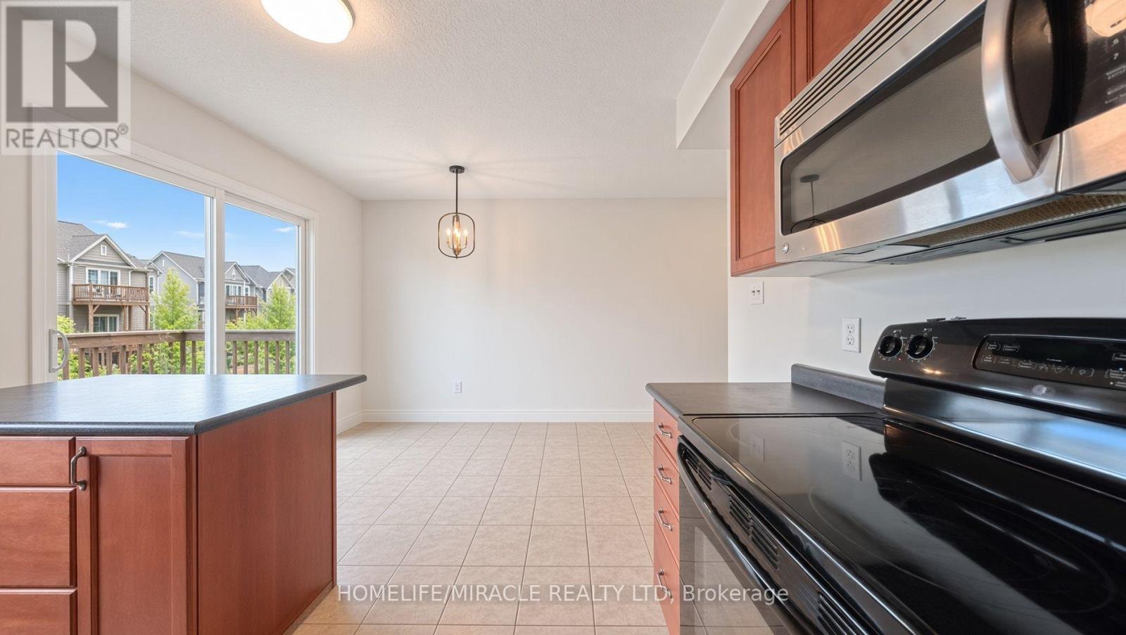 250 Parkvale Drive Property Photo 16