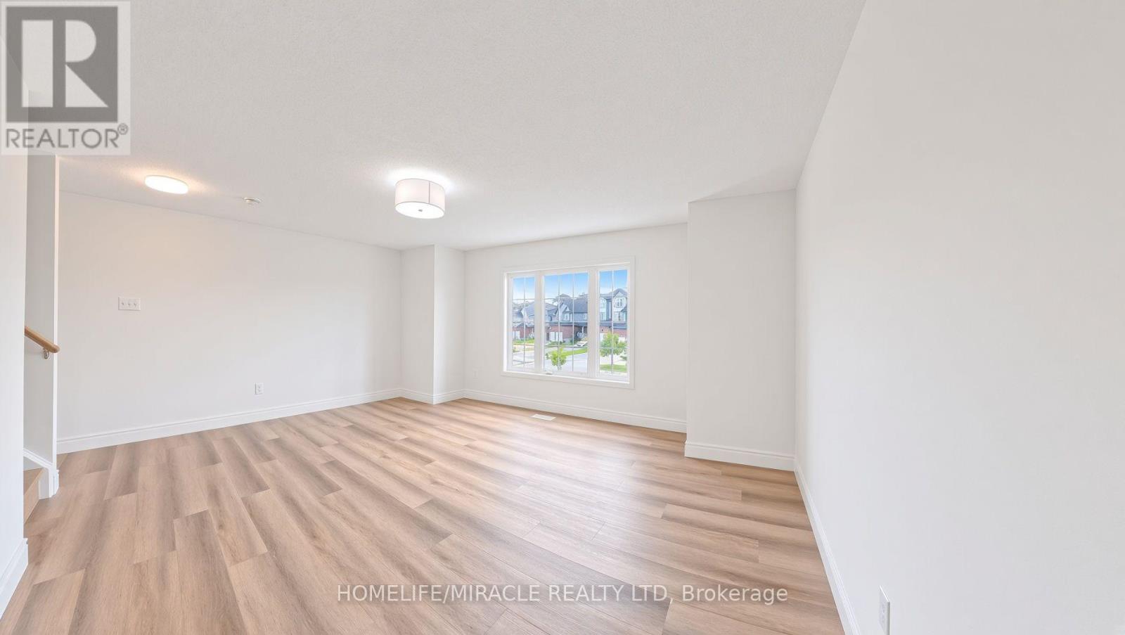 250 Parkvale Drive Property Photo 24