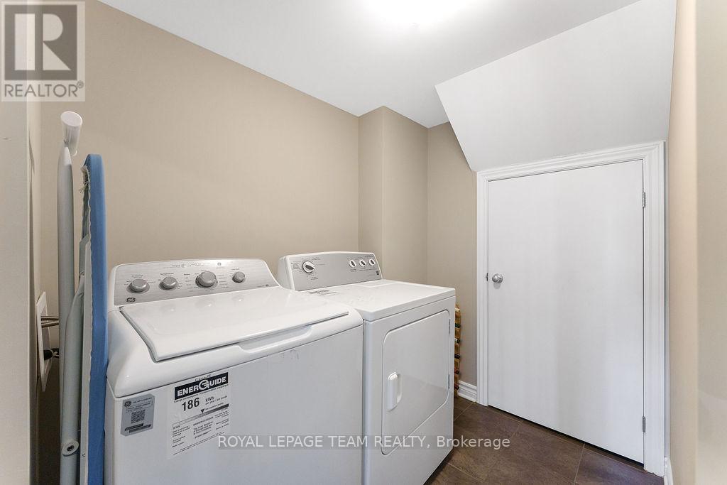 534 Tungsten Terrace Property Photo 4