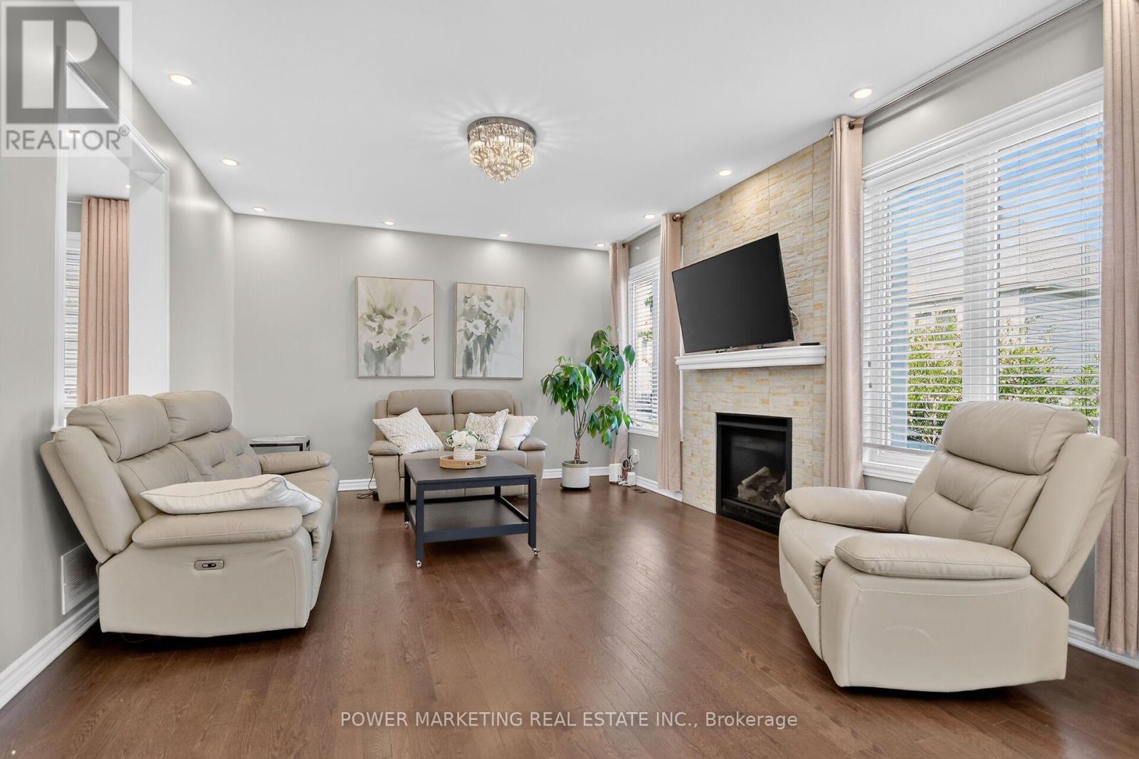 26 Palmeto Court Property Photo 4