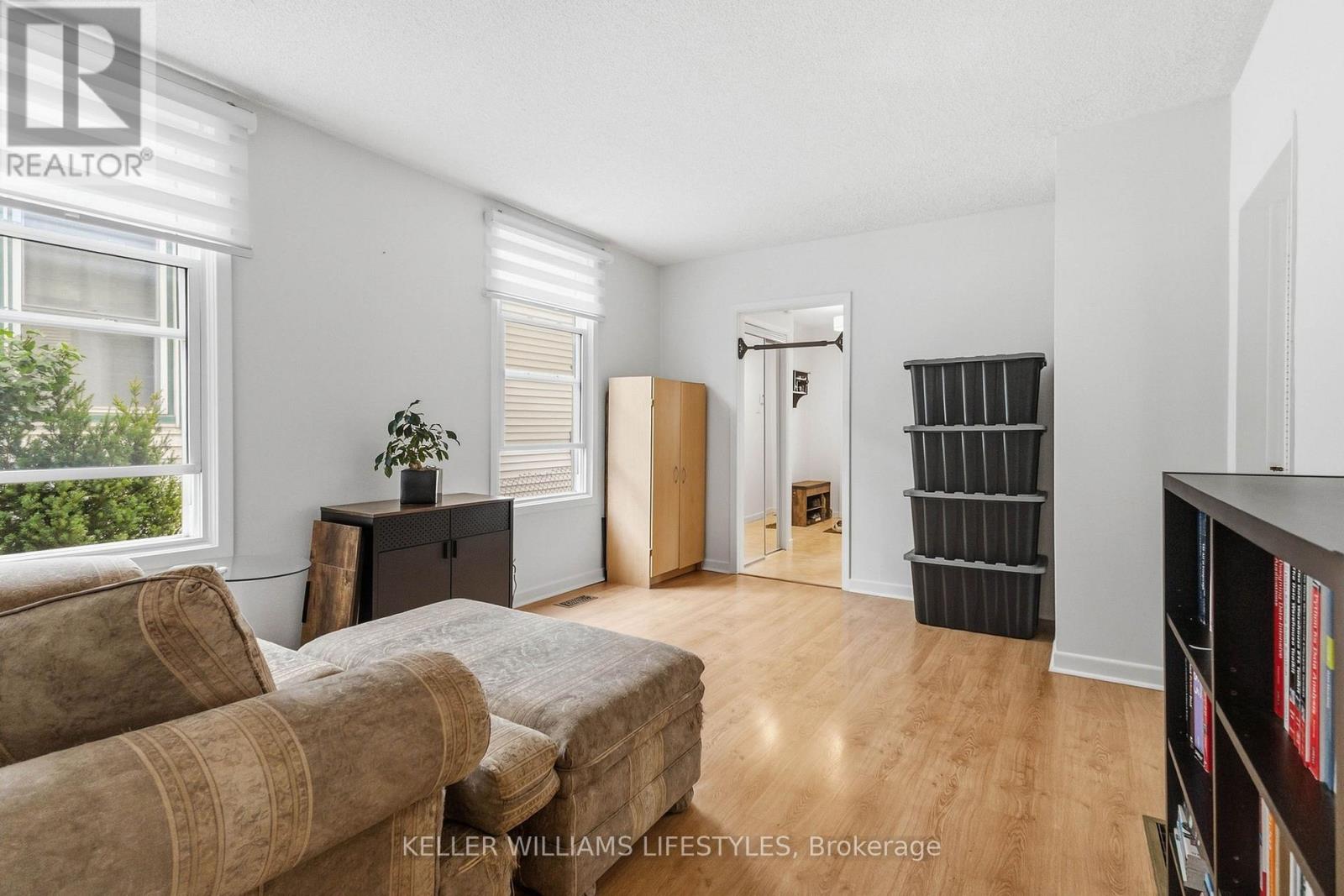 573 Hill Street Property Photo 8