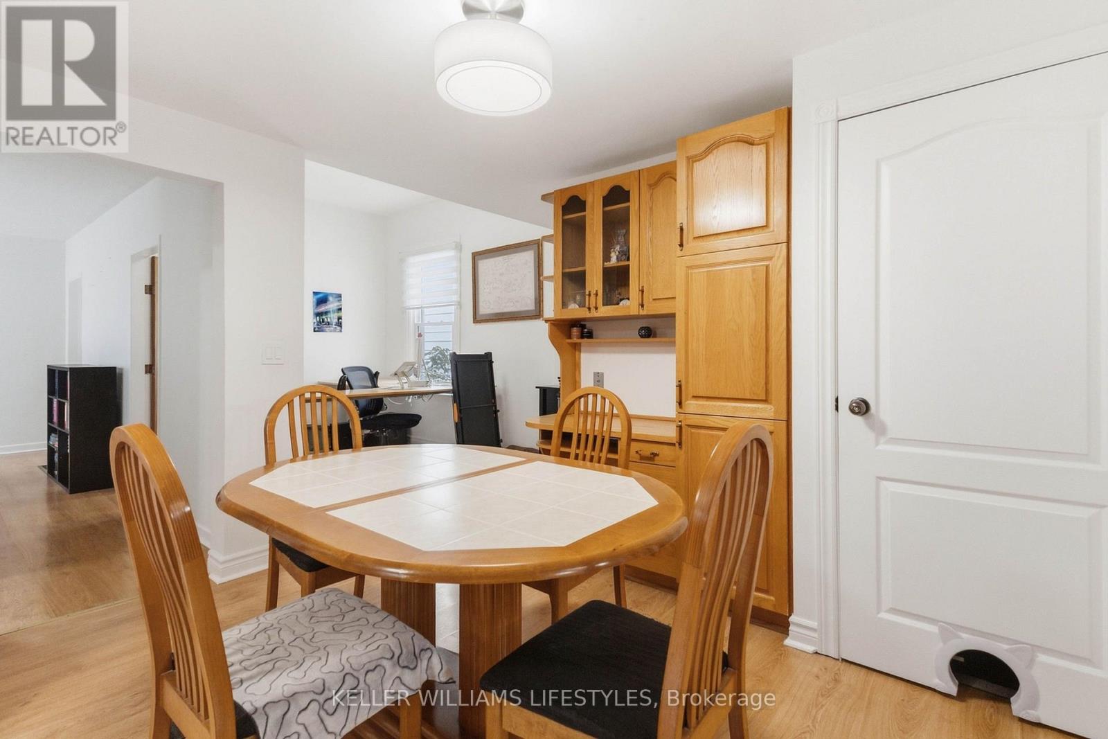 573 Hill Street Property Photo 10