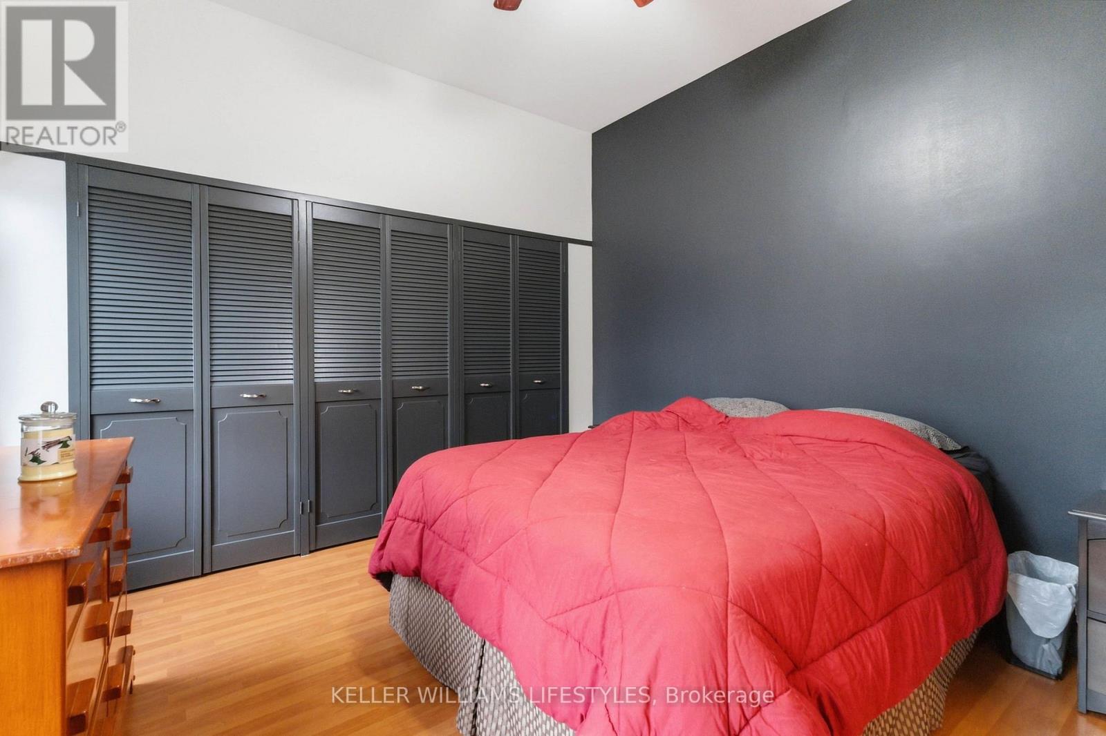 573 Hill Street Property Photo 18