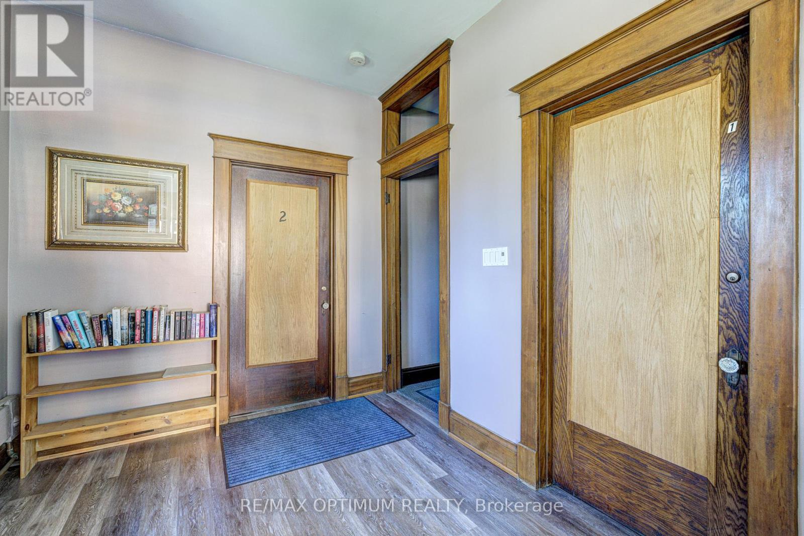 916 Queenston Road Property Photo 20