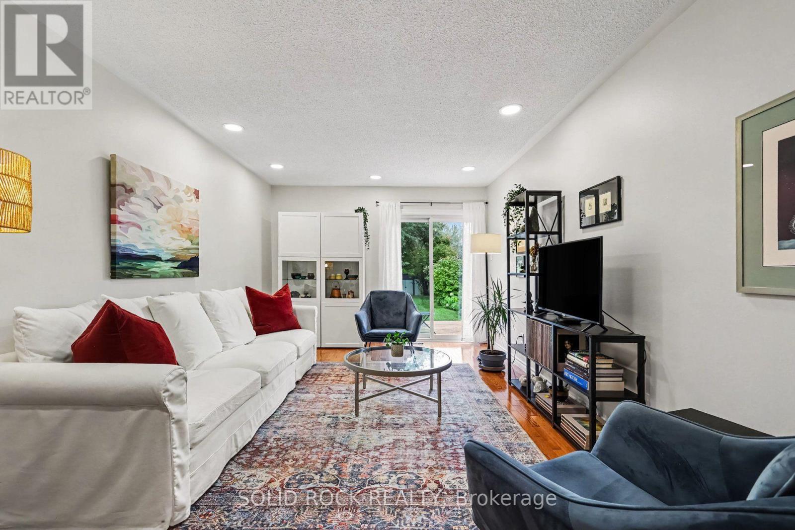 208 Jamieson Street Property Photo 11