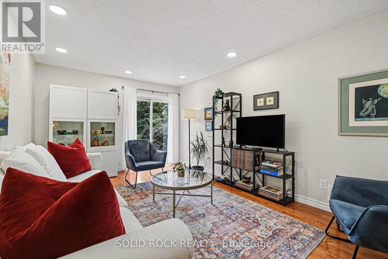 208 Jamieson Street Property Photo 13