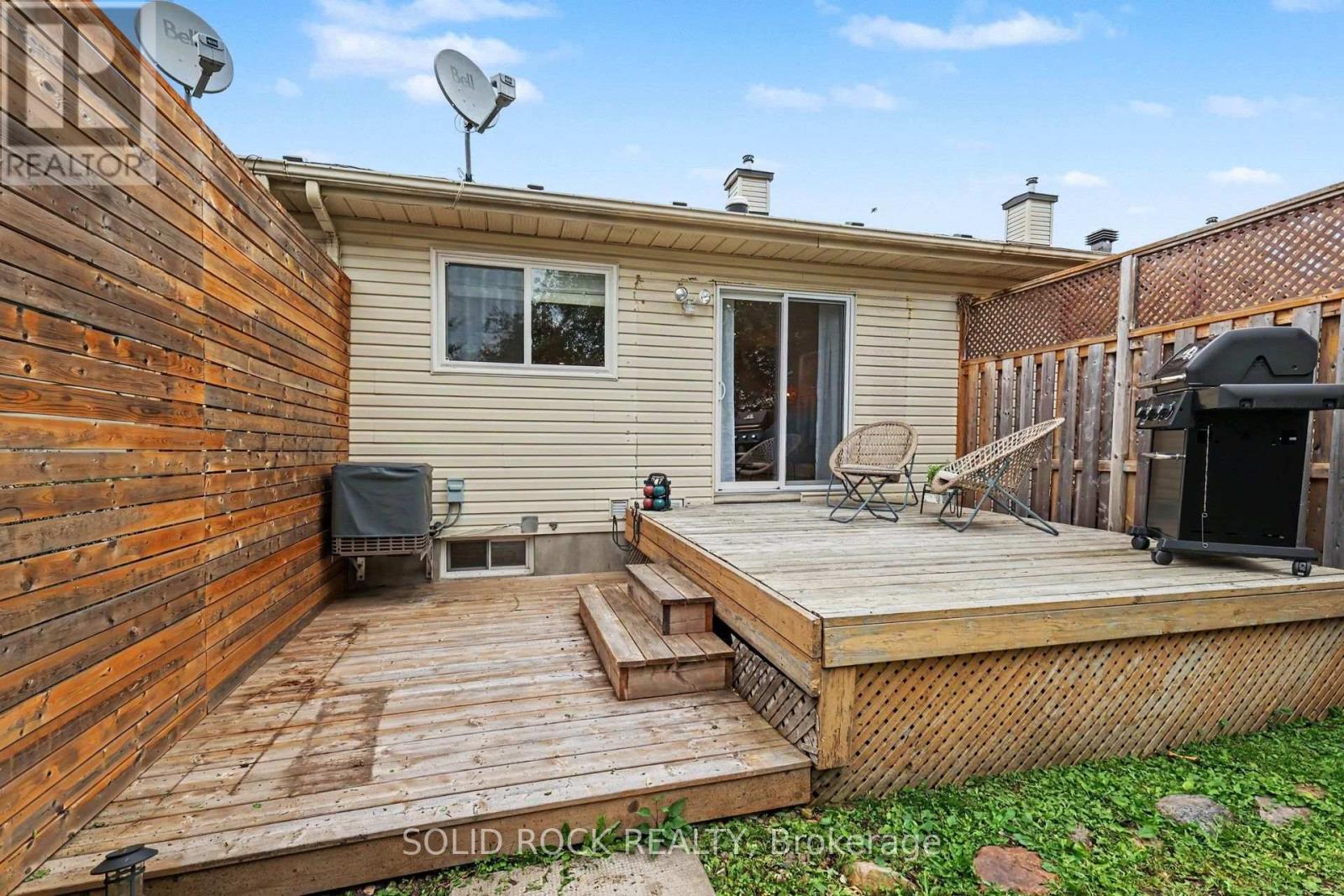 208 Jamieson Street Property Photo 25