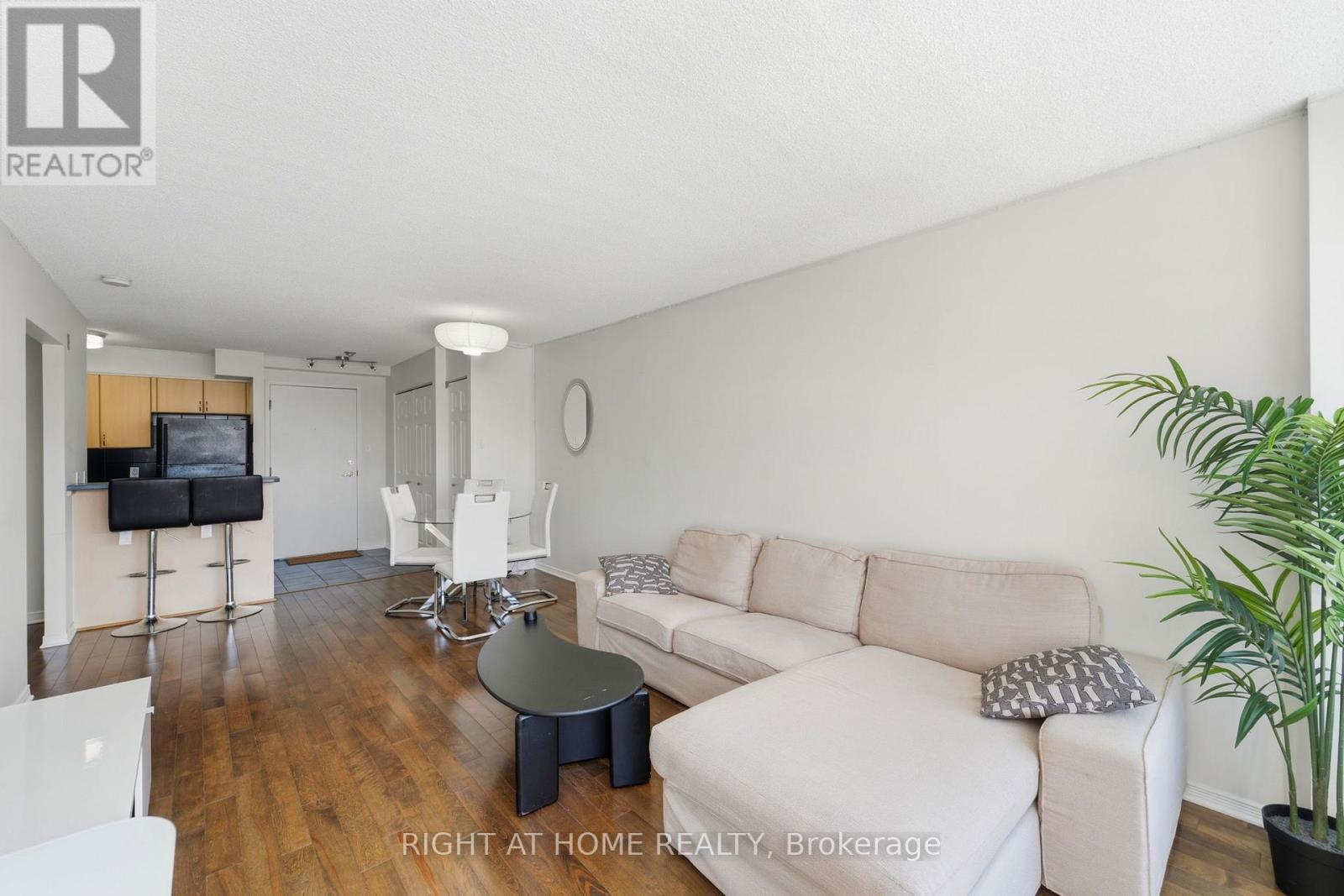 309 - 225 Alvin Road N Property Photo 11