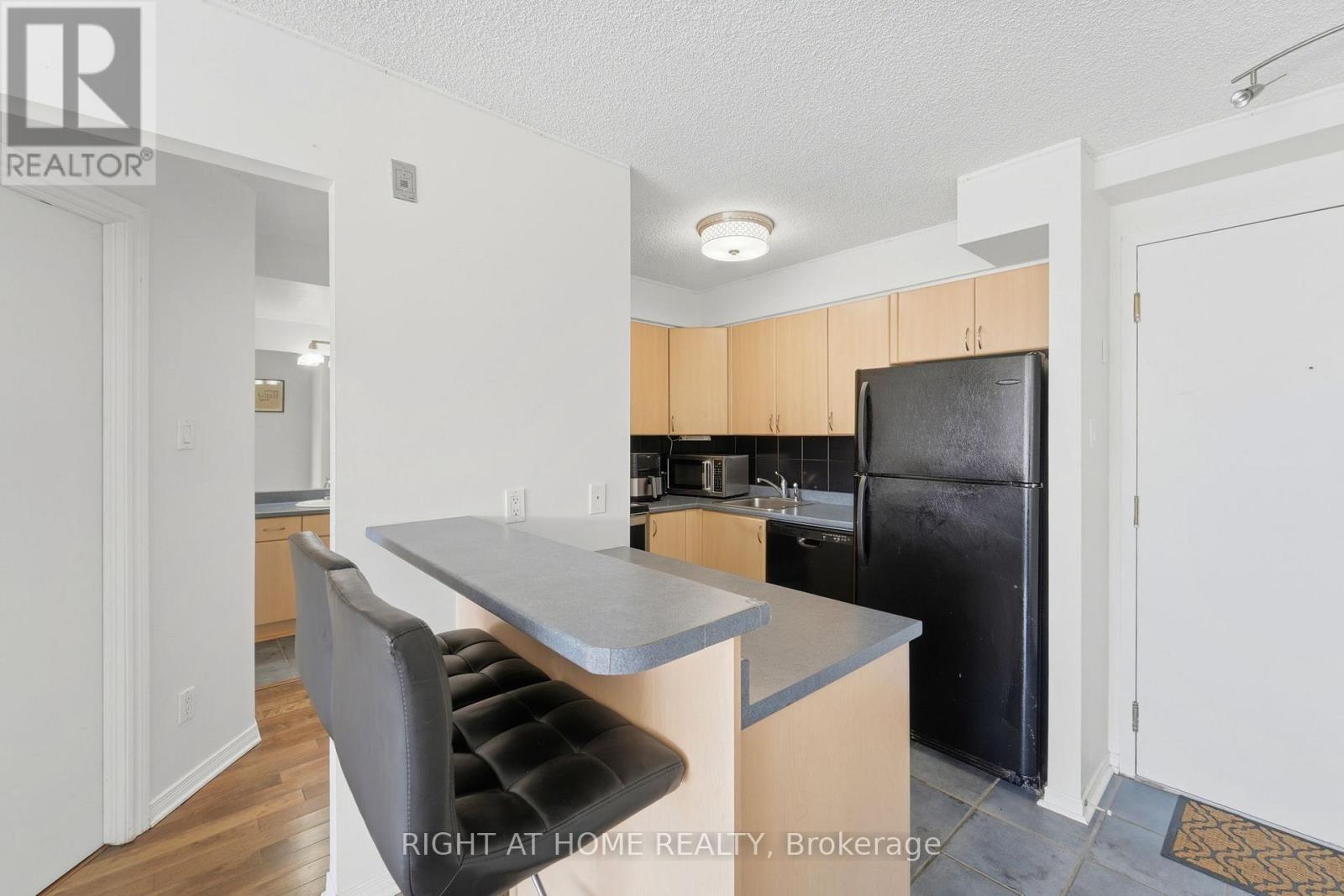 309 - 225 Alvin Road N Property Photo 14