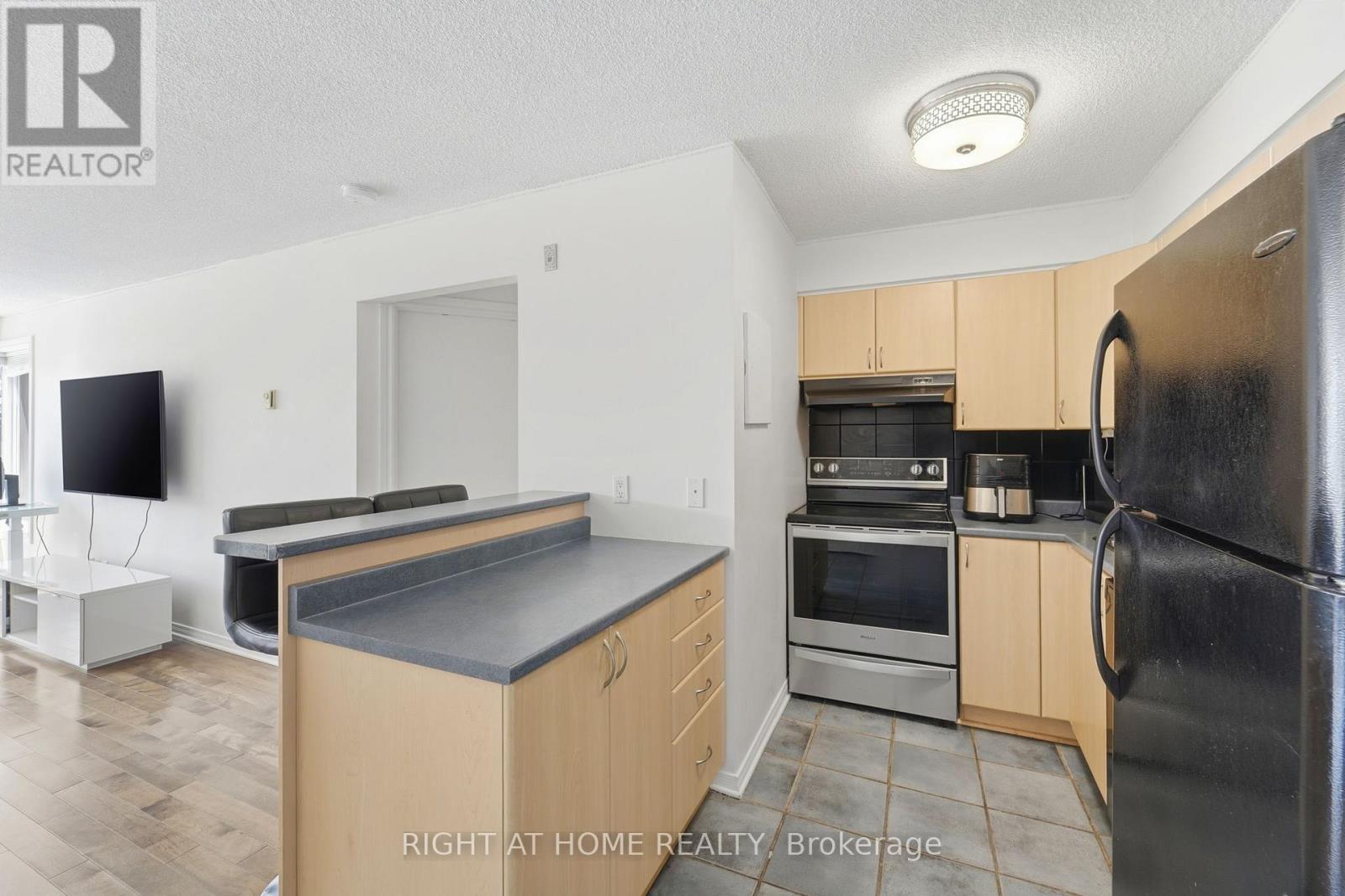 309 - 225 Alvin Road N Property Photo 16