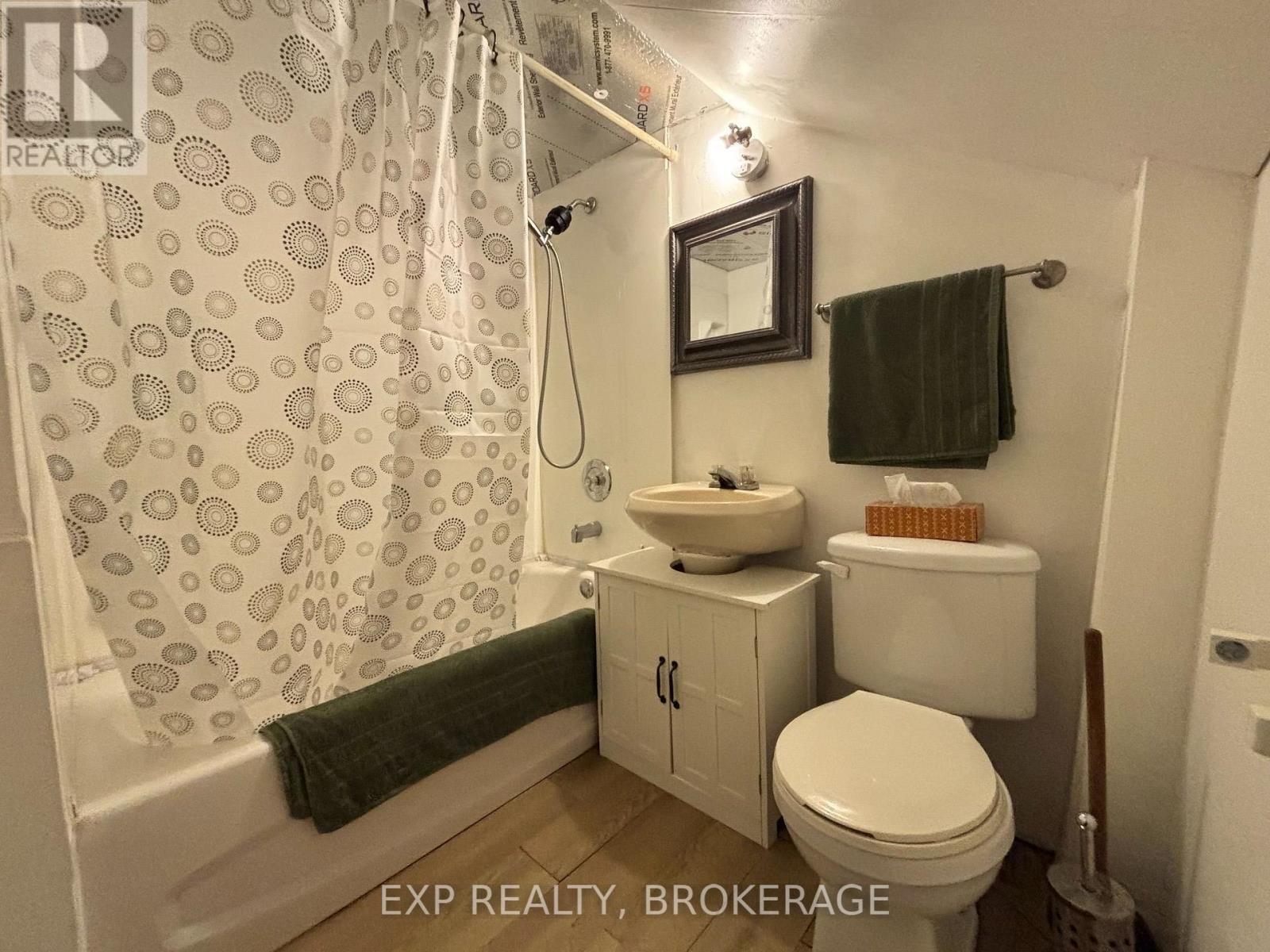1256 Elm Tree Road Property Photo 7