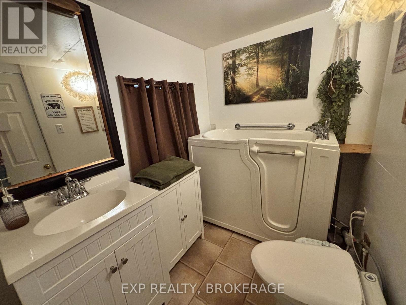 1256 Elm Tree Road Property Photo 10