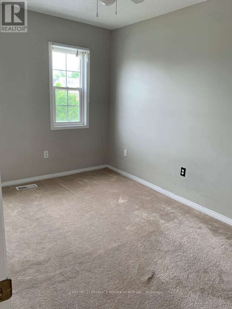69 Bloomington Drive Property Photo 9