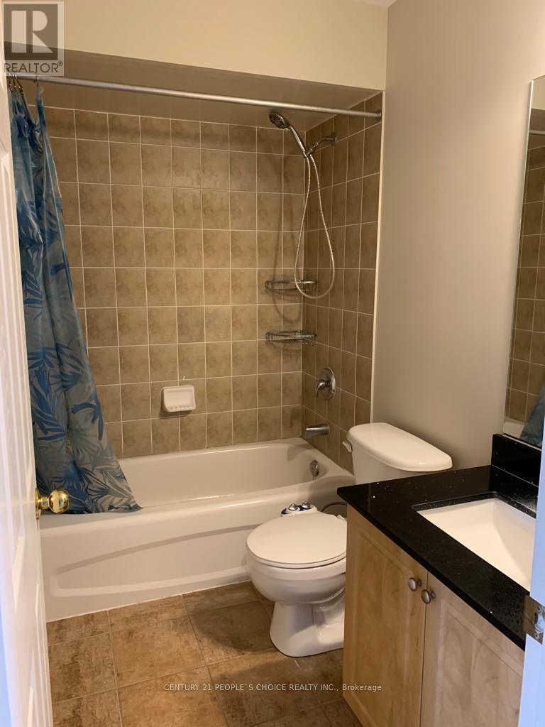 69 Bloomington Drive Property Photo 11