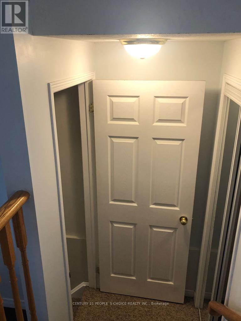 69 Bloomington Drive Property Photo 12