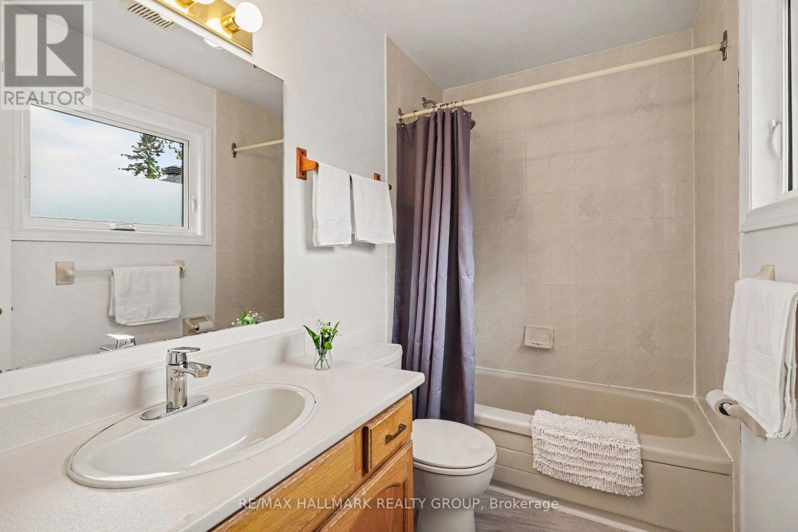 267 St Laurent Boulevard Property Photo 19