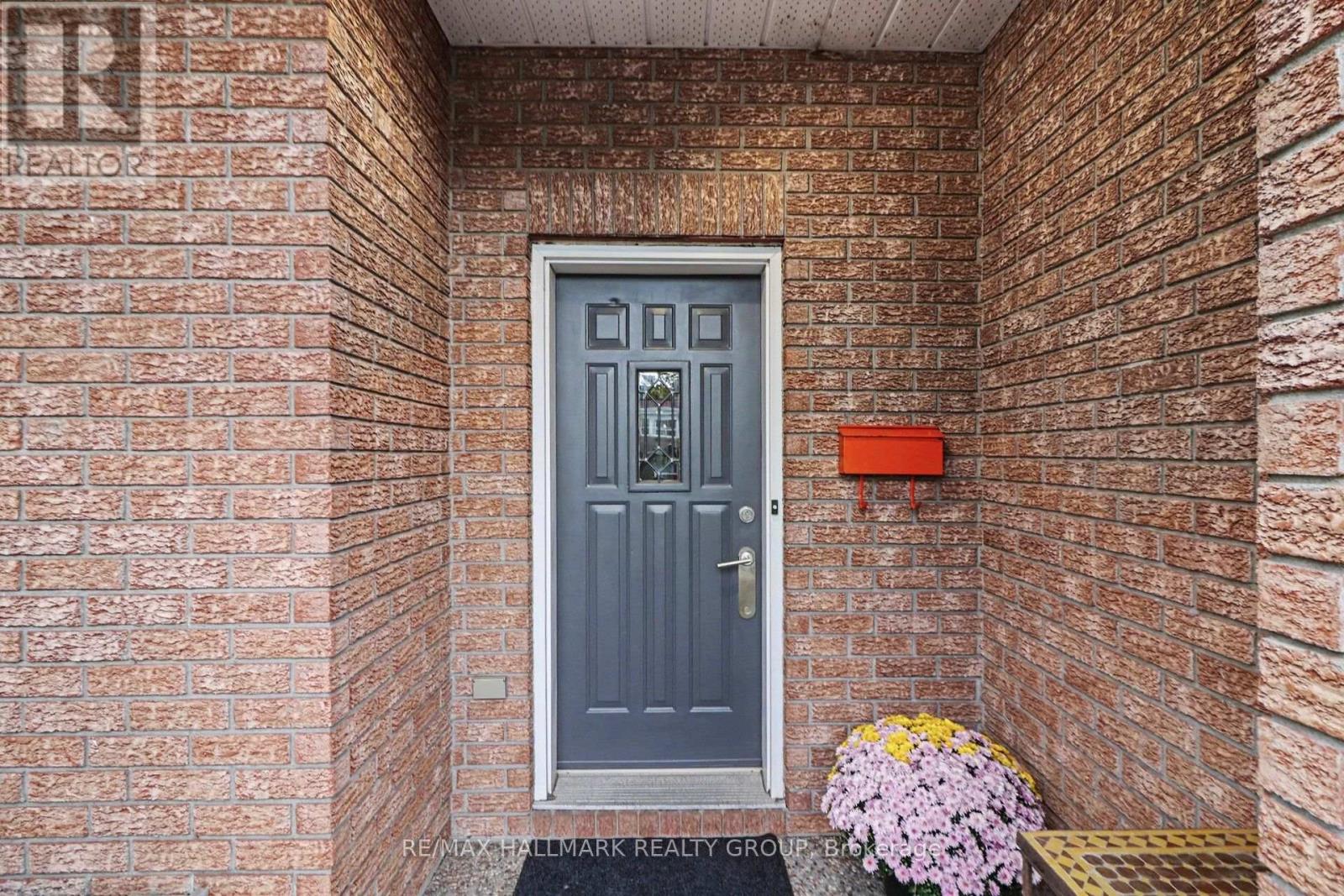 267 St Laurent Boulevard Property Photo 29