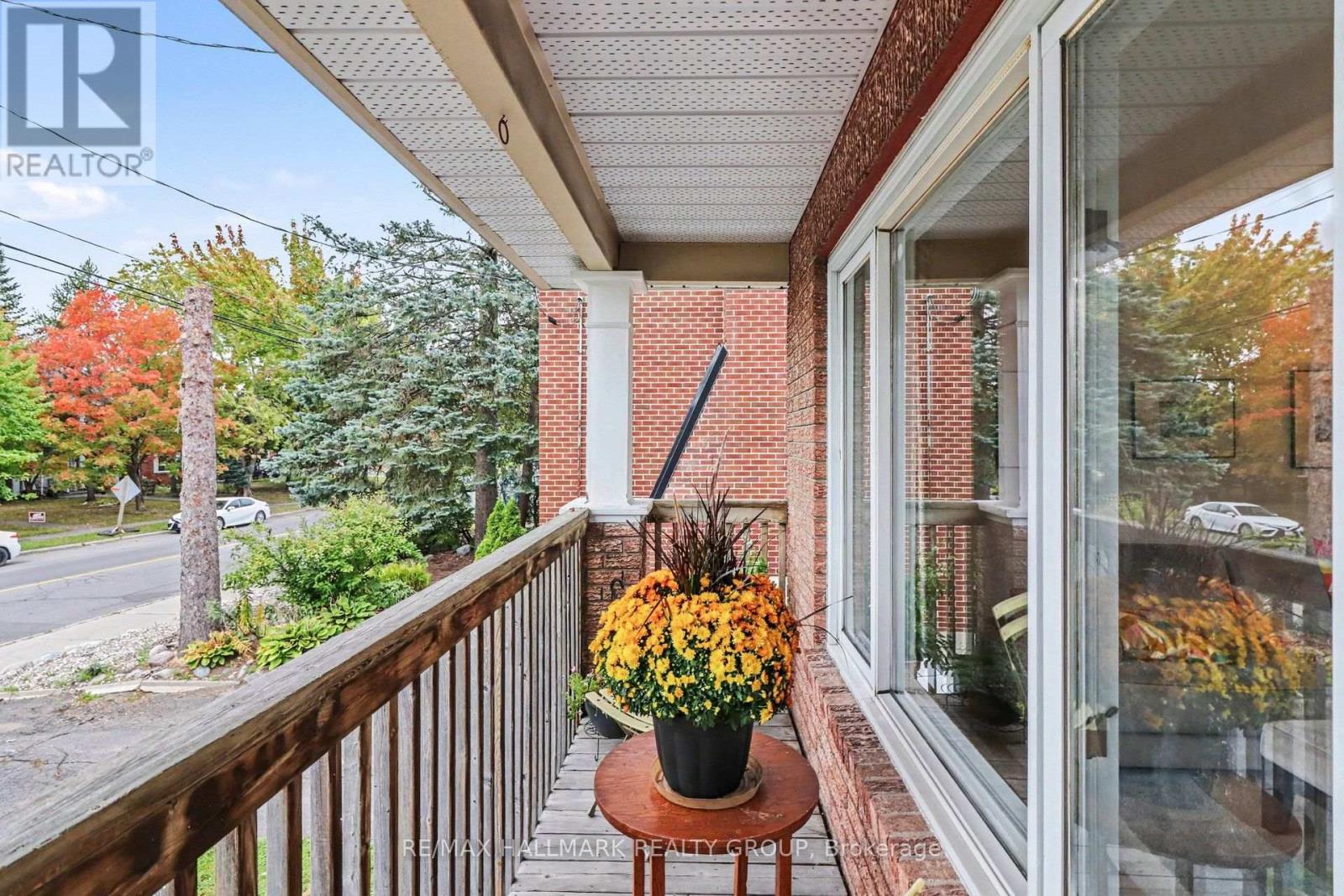 267 St Laurent Boulevard Property Photo 30