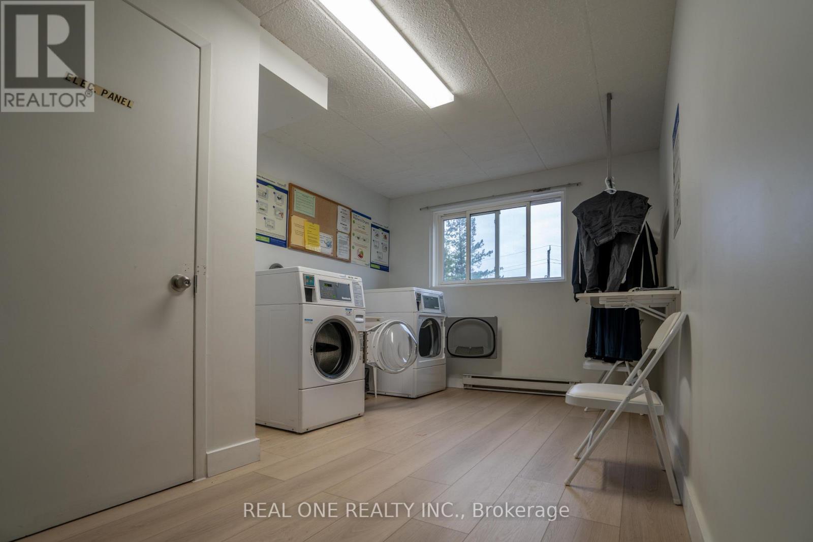 204 - 6 Walton Avenue Property Photo 20