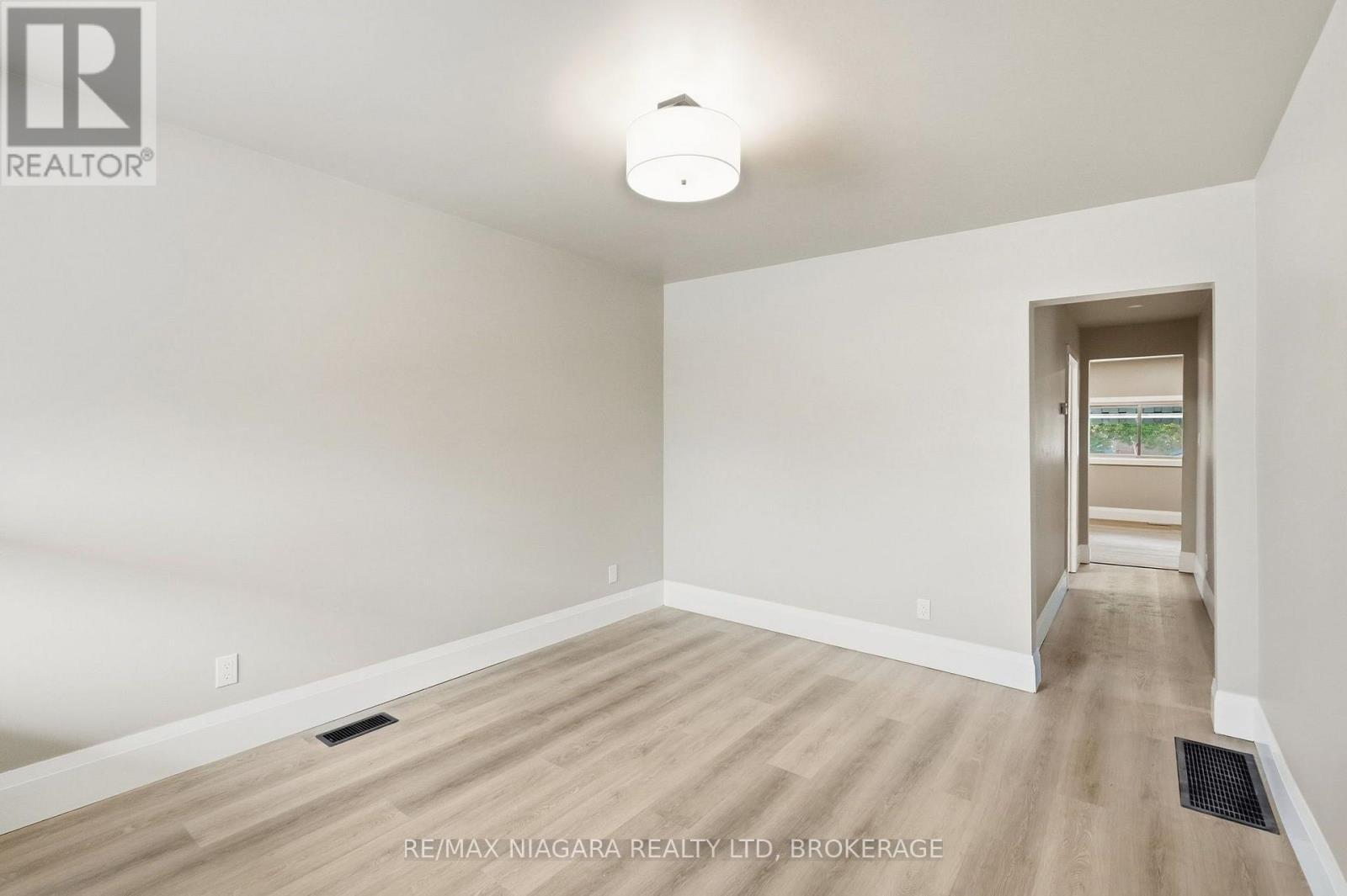 422 Brunswick Street Property Photo 7